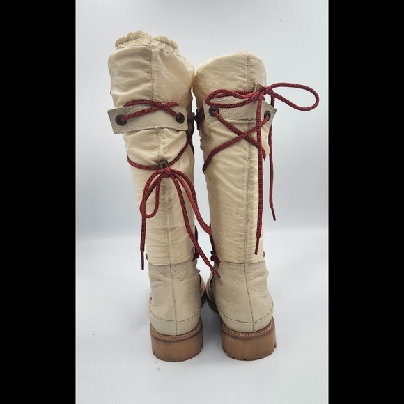 HUNTER Amazonas Cream Tall Red Laced Waterproof Boots with Lugg Soles, size 5 - Picture 3 of 7